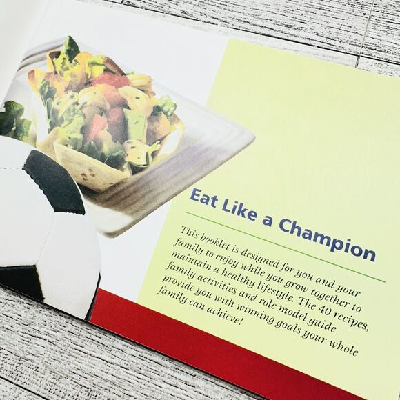Safeway's Eat Like a Champion Recipe Cookbook Booklet 2002 Retro - Picture 2 of 11